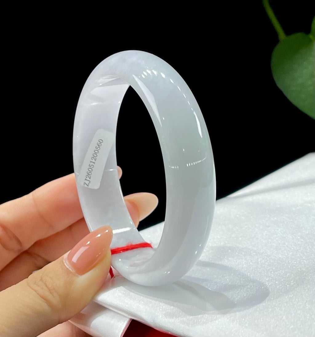 糯冰白月光平安镯A9432号 编号：2110216-108036-C19-14 具体尺寸：57.2-15.2-6.8（wg0038699）