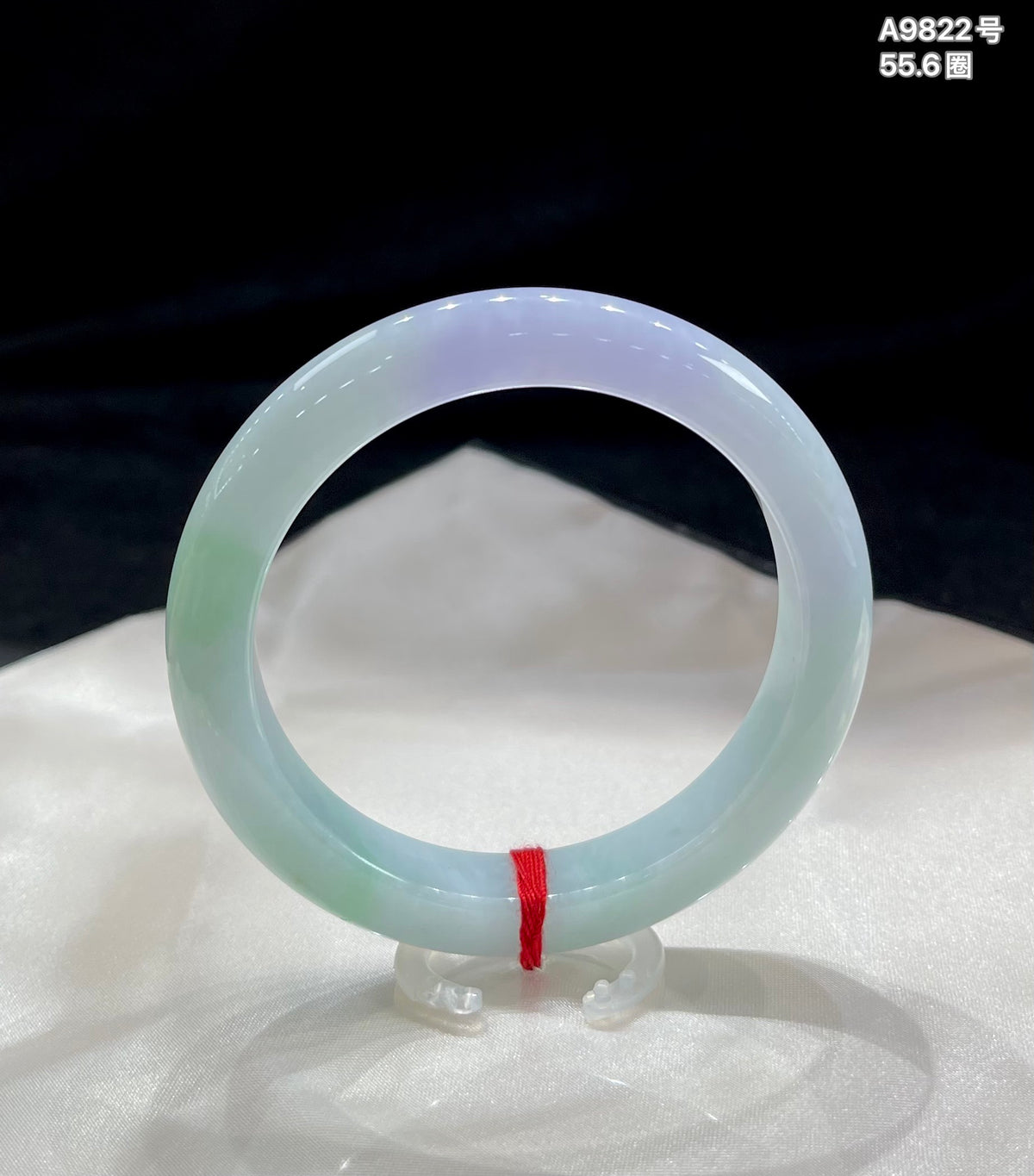 糯冰春彩平安镯A9822号 编号：26090910-6003-C19-6 具体尺寸：55.6-10.6-8.5 微瑕介意勿拍（wg0073479）